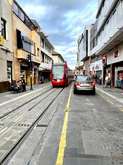 Apartmán Departamento Grande En Pleno Centro Historico Cuenca 0*,