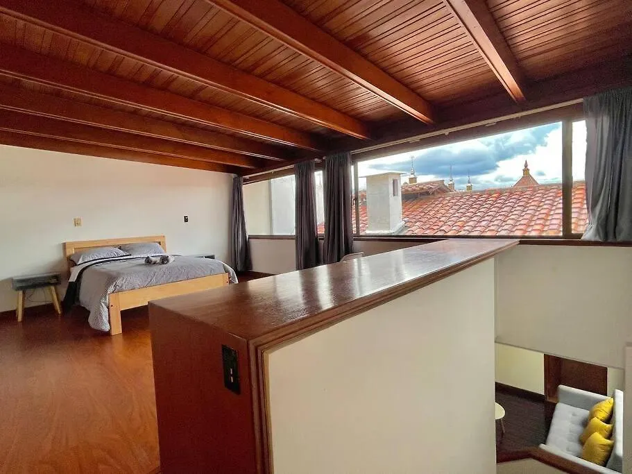 Apartmán Departamento Grande En Pleno Centro Historico Cuenca 0*,