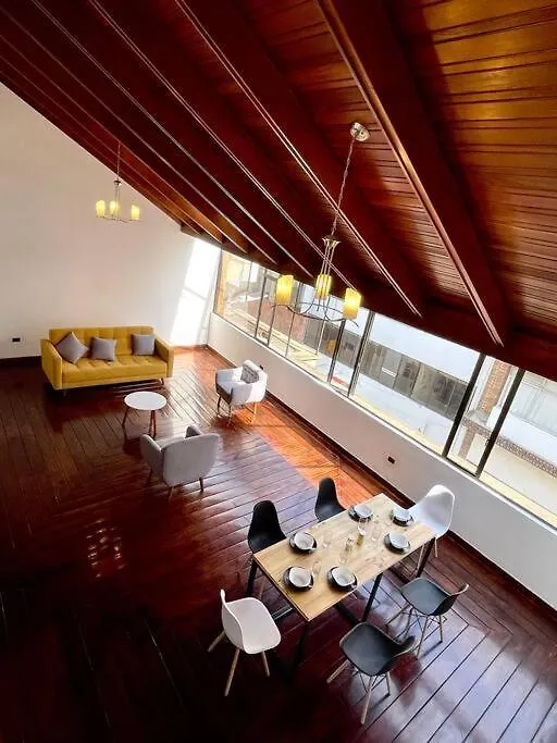 Apartmán Departamento Grande En Pleno Centro Historico Cuenca